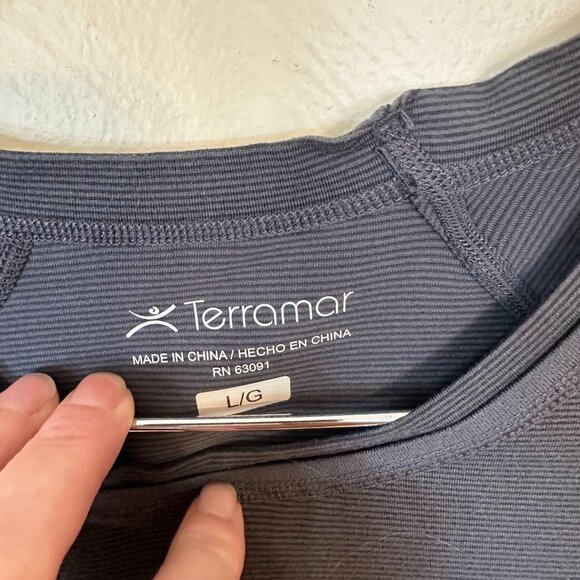 Terramar Long Sleeve Performance Shirt Large Gray Polyester Spandex - Picture 2 of 5